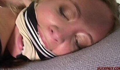 Bubble butt slut only wants the thickest cock in her juicy tight cunt hard and deep