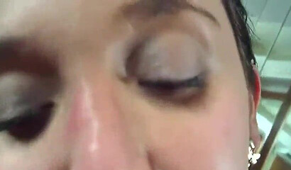 Phat booty young woman got all oiled up for her fucker and services his cum gun in bed