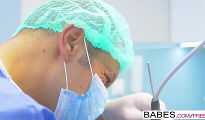 Big ass blonde harlot and horny dentist have a fuck session in the middle of a operation