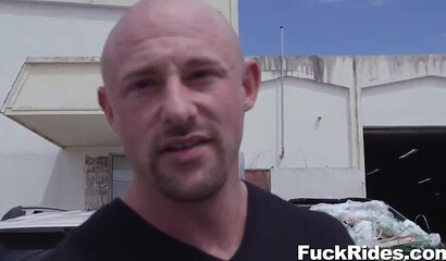 Amazingly hot babe with phat round ass fucks with hung bald hunk in backseat of a car