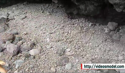 Curvy sister with thick ass gives pussy to her step-brother while fucking in the wild