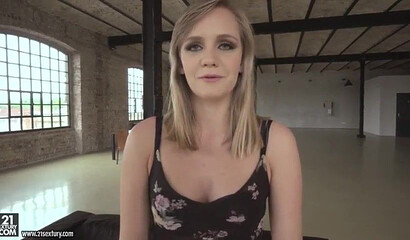 Big bottom blonde teen feels a mix of pain and pleasure while a fat dick fills her asshole