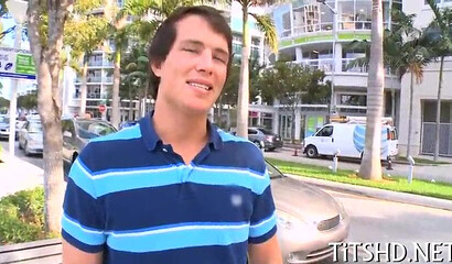 MILF bitch with big ass prefers large cocks and deep pussy pounding while she rides her man