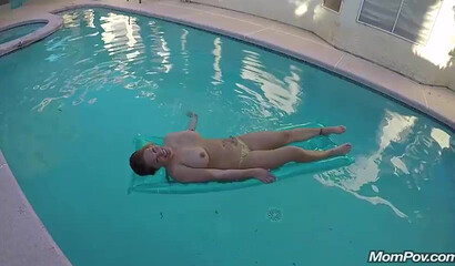 Lucky pool boy is fucking big ass MILF in her asshole as swallows every drop of his load