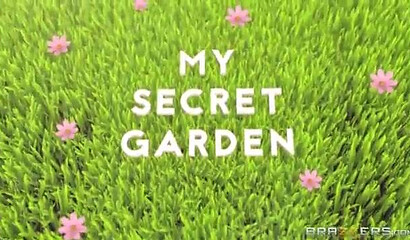 Big ass blonde MILF sucks his enormous dick and rides him hard cowgirl style in the garden