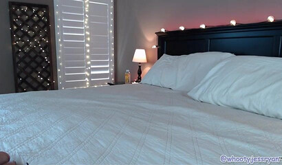 Horny cock hungry MILF with glasses gets naked and toys her fat bottom in her bedroom