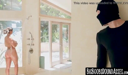 Mature lady with a nice pair of tits bounces on a cock in reverse cowgirl and shakes ass