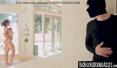 Mature lady with a nice pair of tits bounces on a cock in reverse cowgirl and shakes ass