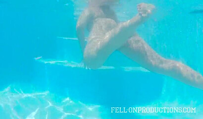 Amazingly sexy MILF shows off her fat booty while taking dick in a bikini and moaning