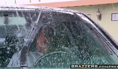 Big ass teeny asks her coach to relax and gives him deep blowjob and rides his pulsating cock