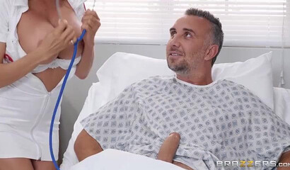 After visits are over busty nurse shakes her big round butt to lift her patient's cock up