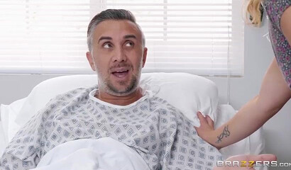 After visits are over busty nurse shakes her big round butt to lift her patient's cock up