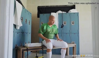 Mommy with a fat ass has her booty pounded by a horny dude's large cock in doggy style