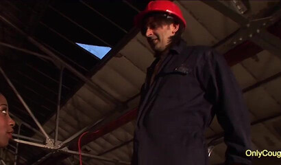 Ebony mature seduces a white guy with her phat bottom and takes hard and deep pussy pounding