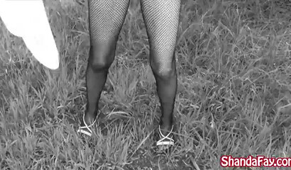 Redheaded MILF with fat ass prefers her dick sucking and deep pussy fucking in the nature