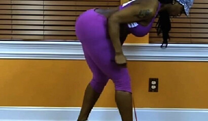 Curvy phat bottom ebony works out hard  in the gym and sweats all over her fantastic body