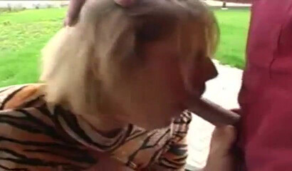 Short haired mature with fat bottom enjoys only rough pussy destroying and loads on her face