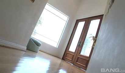 Blonde cougar uses her fat bottom to inspire a guy to nail her pussy deep with his large cock