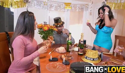 New Year party turns into a fuck fest with a dude and a chick taking things to the bedroom