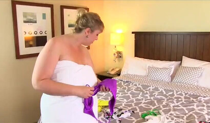 Amateur slamming with BBW slut