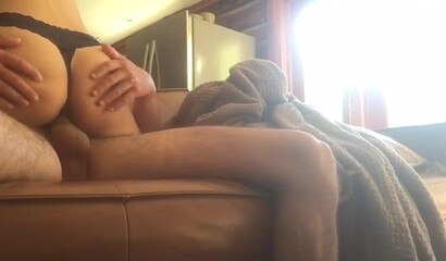 Romantic love making ends with a messy creampie