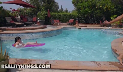 Steamy lesbian pool with sluts Autumn Falls and Scarlit Scandal