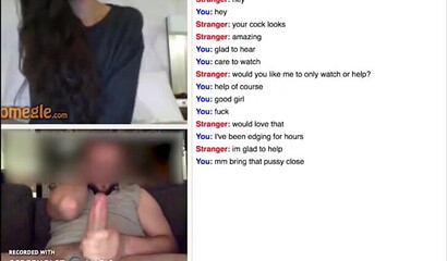 Cheating Chaturbate whore shakes her big ass for a fan