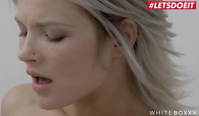 Horny Blonde Zazie Skymm Got Her Tight Asshole Pounded Hard