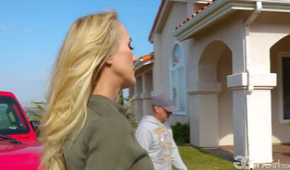 Brandi Love and Paige Owens are two lesbians licking pussies