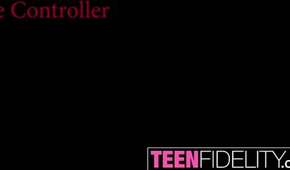 Blonde babe with big natural tits Gabbie Carter sucks cock