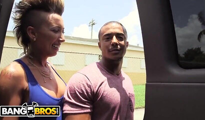 Inked-up slut Bella Bellz screwed hard in a bangbus