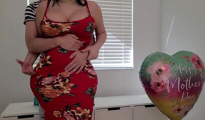 Slutty stepmom in fishnets gets a creampie up her twat