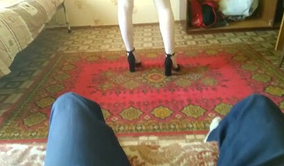 Horny Petite Teen Seduced Her Older Stepbro Via Striptease