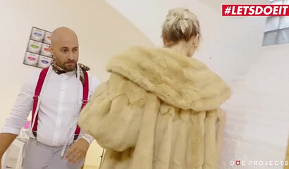 Gorgeous Blonde Ria Sunn With Big Tits Deepthroats Neeo's Cock