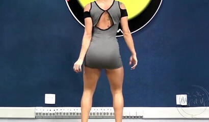 Curvy Latina strips before she rubs her sweet snatch