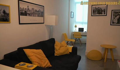 Brazilian teen won't resist cash and Antonio Mallorca's fat cock