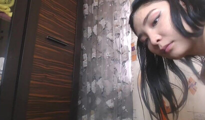 Sexy Amateur Asian Teen Masturbating With A Dildo On Webcam