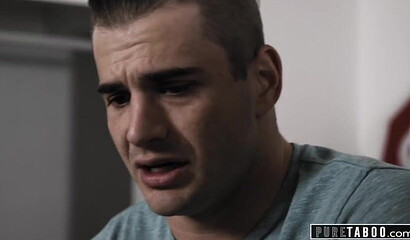 Beautiful Brunette Stepmom Sovereign Syre Creampied With A Big Dick