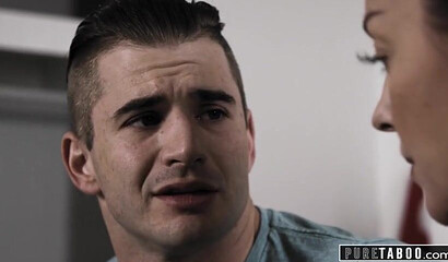 Beautiful Brunette Stepmom Sovereign Syre Creampied With A Big Dick