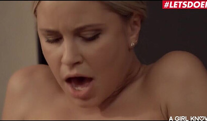 Skinny teenager cums hard in a pussy licking lesbian threesome