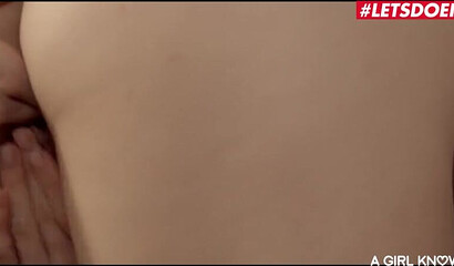 Skinny teenager cums hard in a pussy licking lesbian threesome