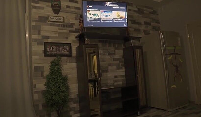 Amateur babe with big ass sucks a big cock