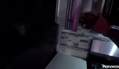 Lonely Alix Lynx wants a creampie for her snatch