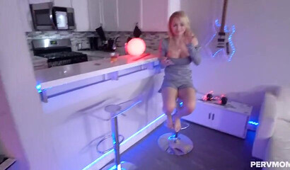 Busty Alix Lynx craves a lot of cum on her