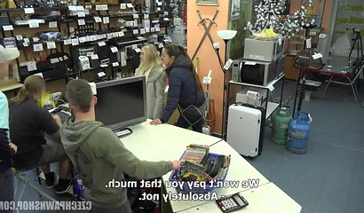 Casting a Czech MILF with a fat ass