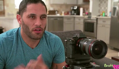 Stepsis wants to be filmed when she wanks off