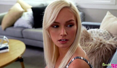 Kinky stepbro seduces and fucks his petite stepsis's twat