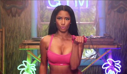 Sexy Amateur Redhead Ebony Celeb With Big Tits Twerking