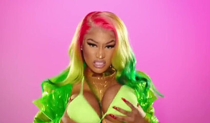 Sexy Amateur Redhead Ebony Celeb With Big Tits Twerking