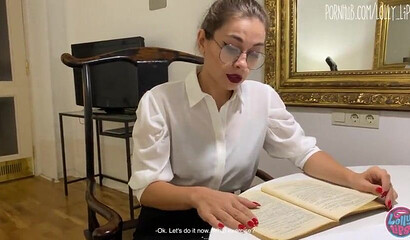 Slutty teacher lolly_lips offers her pussy to give the passing grade